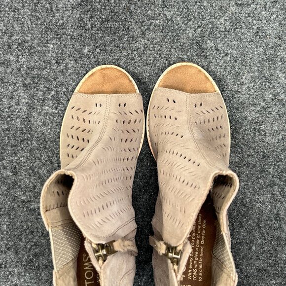 Toms Majorca Peep Toe Booties Womens 7.5 Taupe Suede Perforated Leaf Ankle Boots - Picture 9 of 13